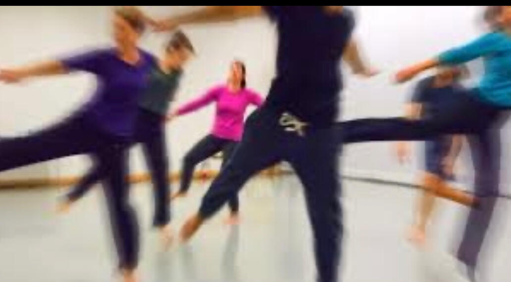 DAY 4 - Rhythm & Flow Workshop A feel-good movement session focused on musicality, grooves, bounce, and learning how to move naturally with confidence instead of overthinking every step.